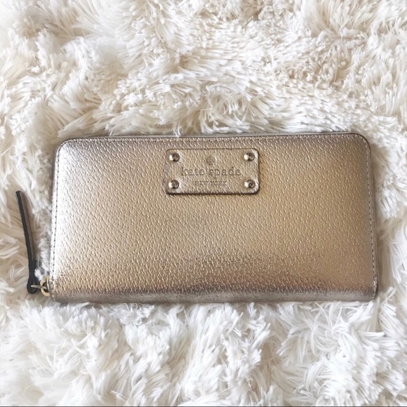 kate spade Handbags - Kate Spade Newbury Lane Saffiano Leather Wallet